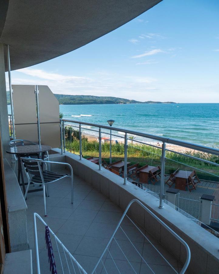 Studios Sea View Primorsko Exterior photo